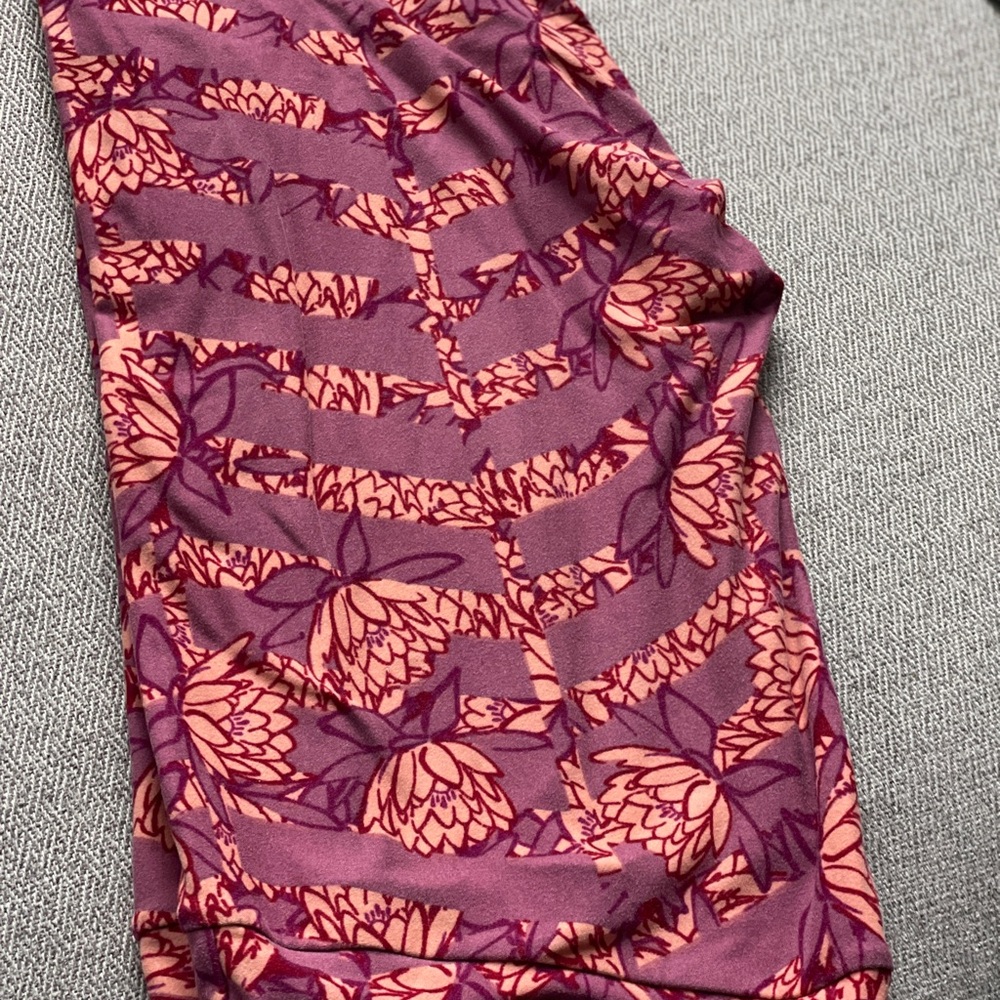 Floral Patterned Leggings